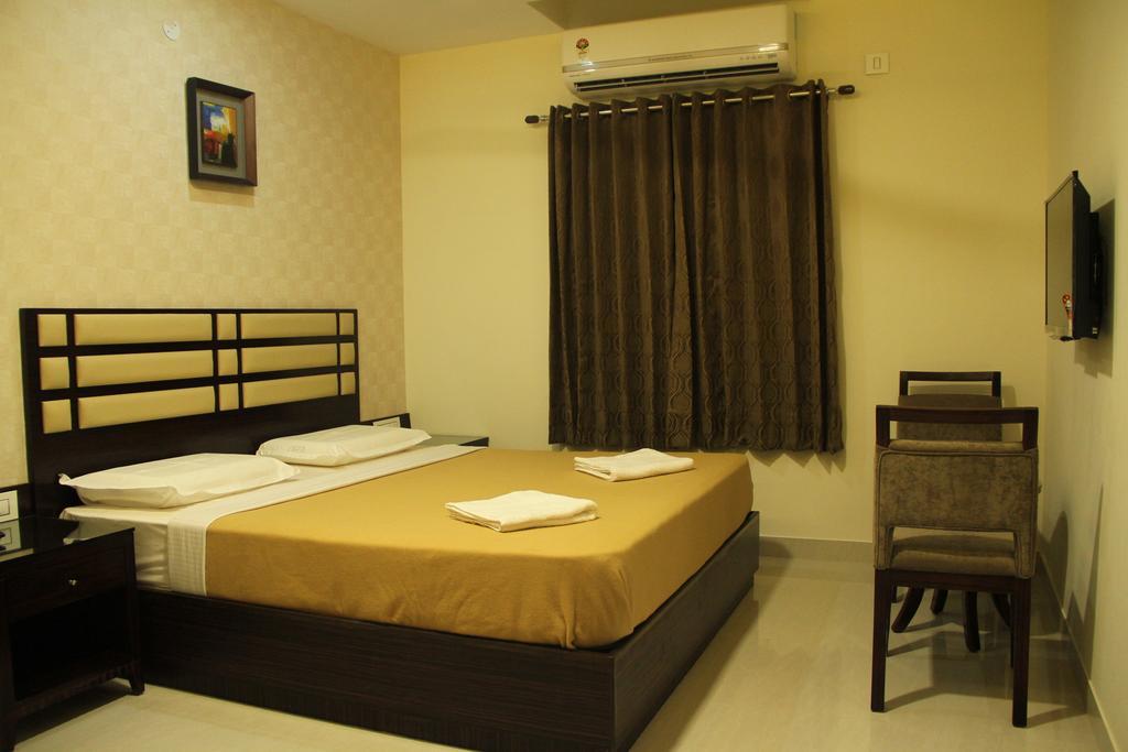 Hotel M.P Temples Inn Kumbakonam Ruang foto