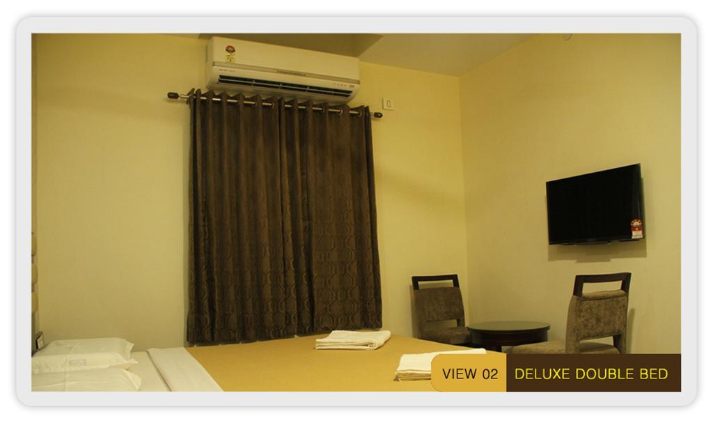 Hotel M.P Temples Inn Kumbakonam Bagian luar foto