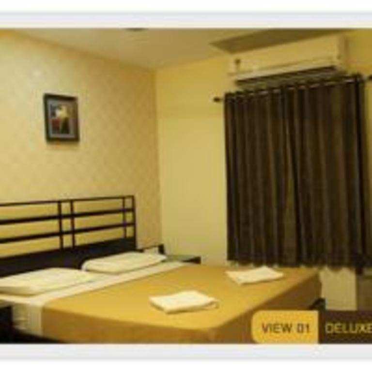 Hotel M.P Temples Inn Kumbakonam Bagian luar foto